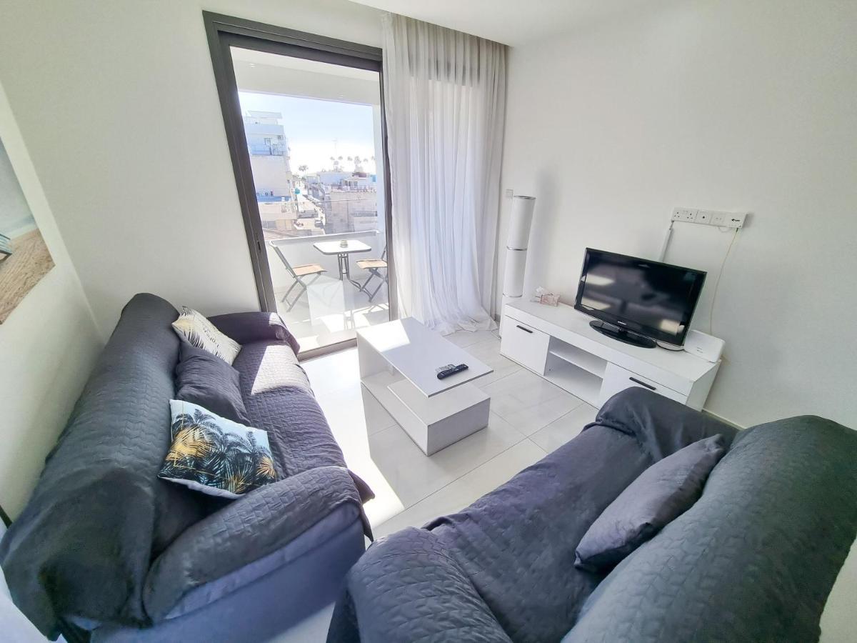 Sea La Vie Seaview Apartament